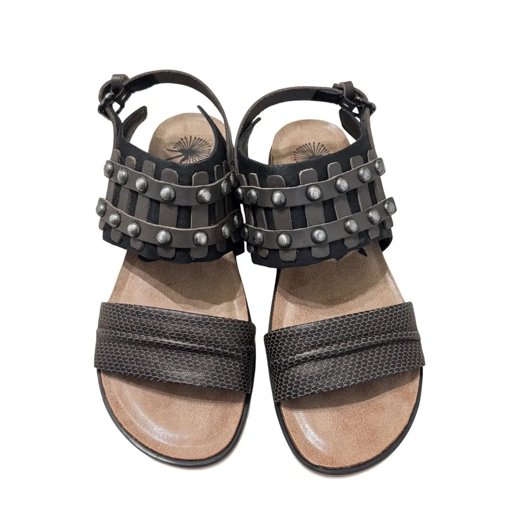 OTBT Lantern‎ Studded Leather Platform Sandals New 7.5 Black Gray Buckle 18F961
